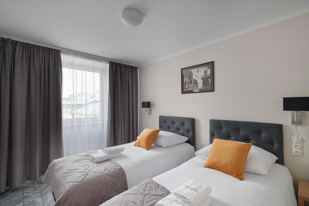 Hotel Renesans Zamosc  Ngoại thất bức ảnh